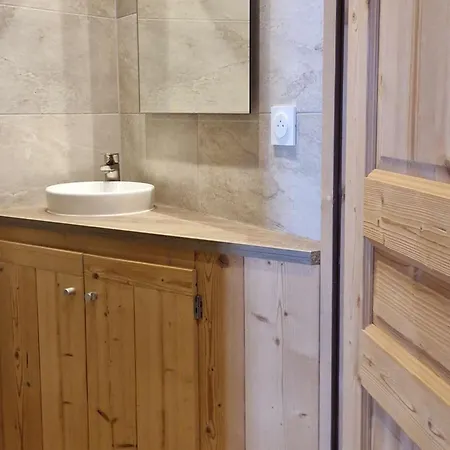 Cosy Pour 4 Pers., Balcon Vue Sud/est, Proche Des Pistes A L'alpe D'huez - Fr-1-405-14 *